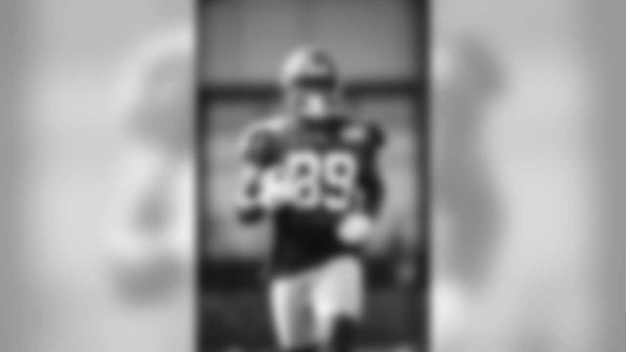 TE Garrett Dickerson