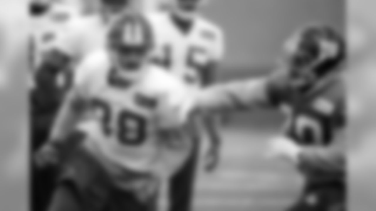 WR HAKEEM NICKS, CB PRINCE AMUKAMARA