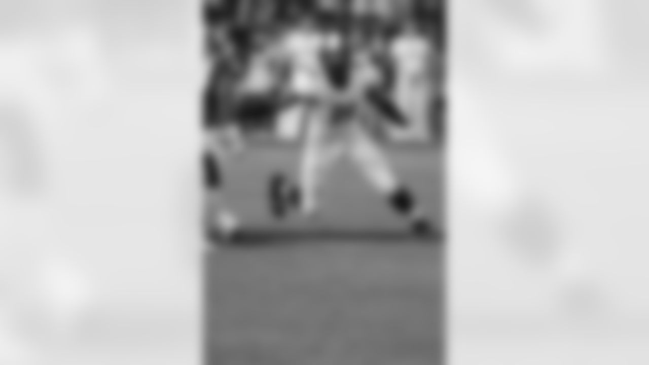 DE Ryan Russell, Purdue