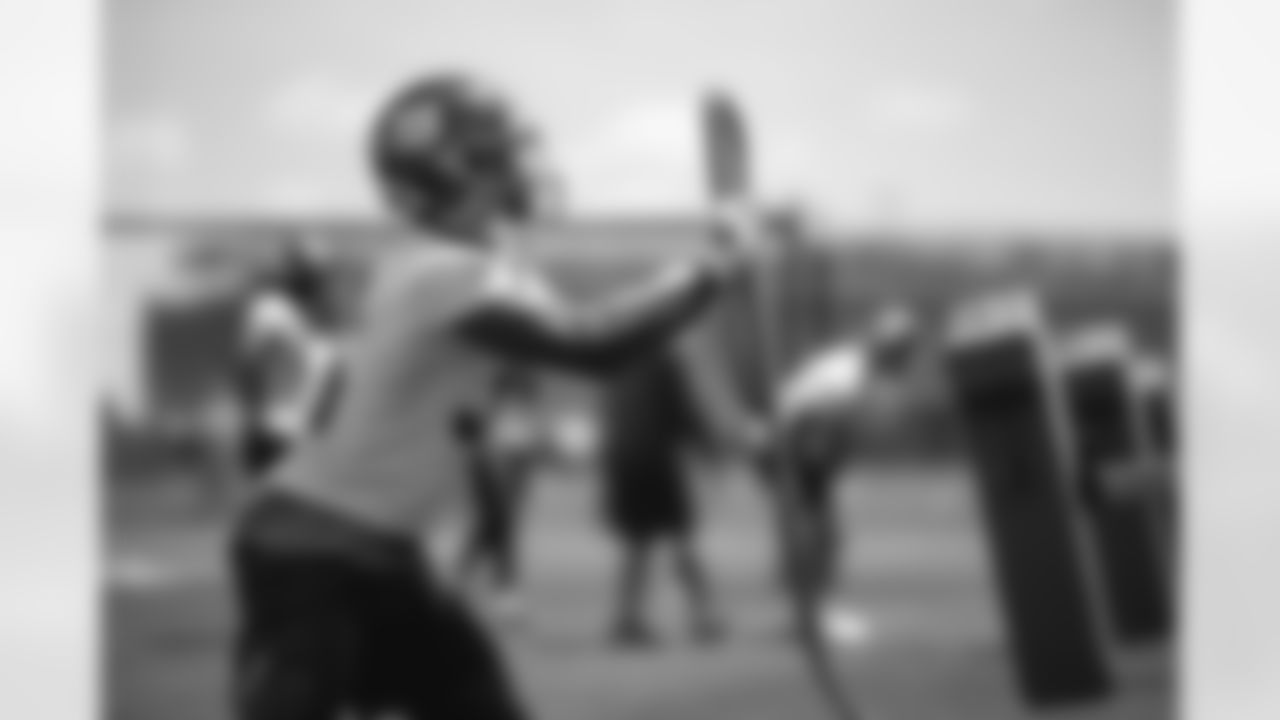 LB TJ Brunson (35)