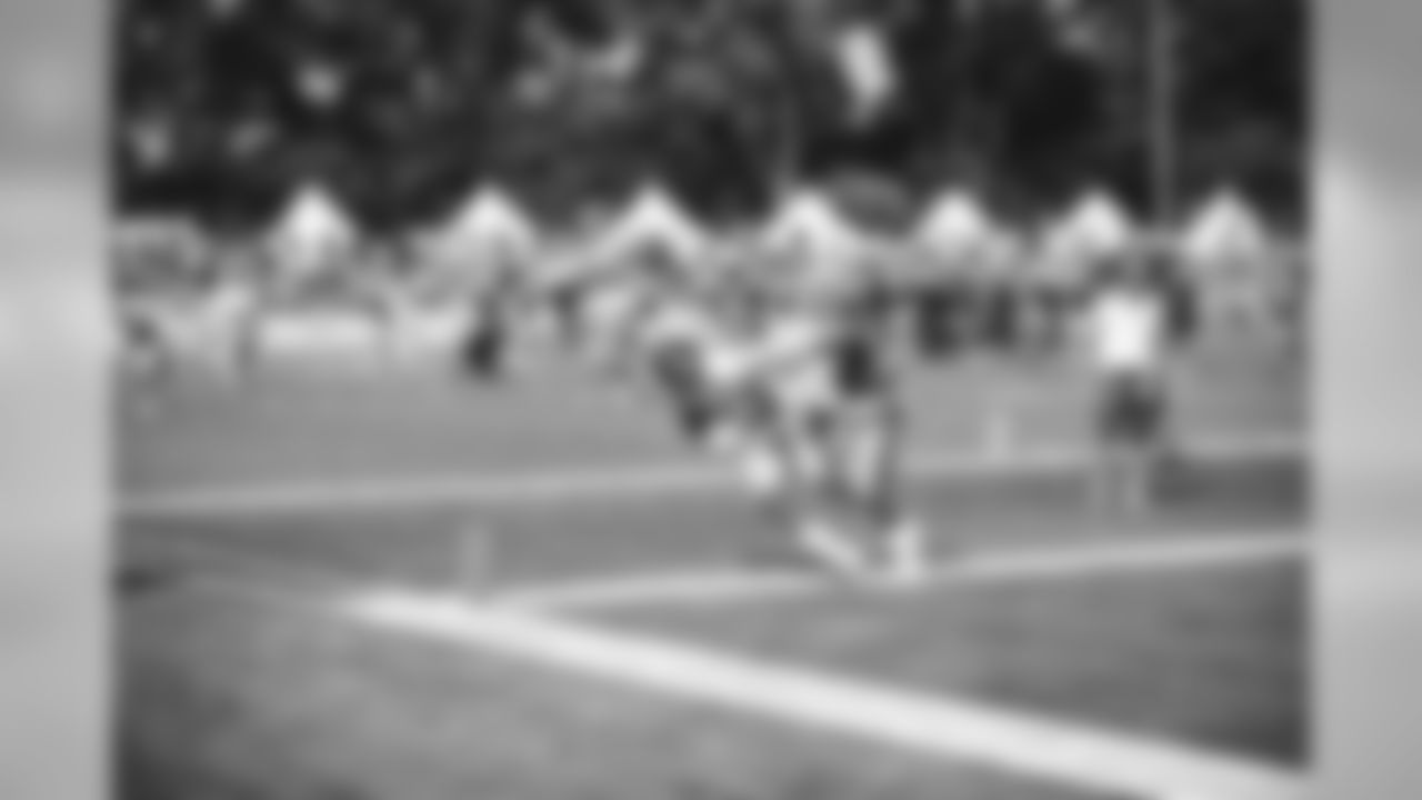 E_18_0815_GiantsLionsPratctice2038