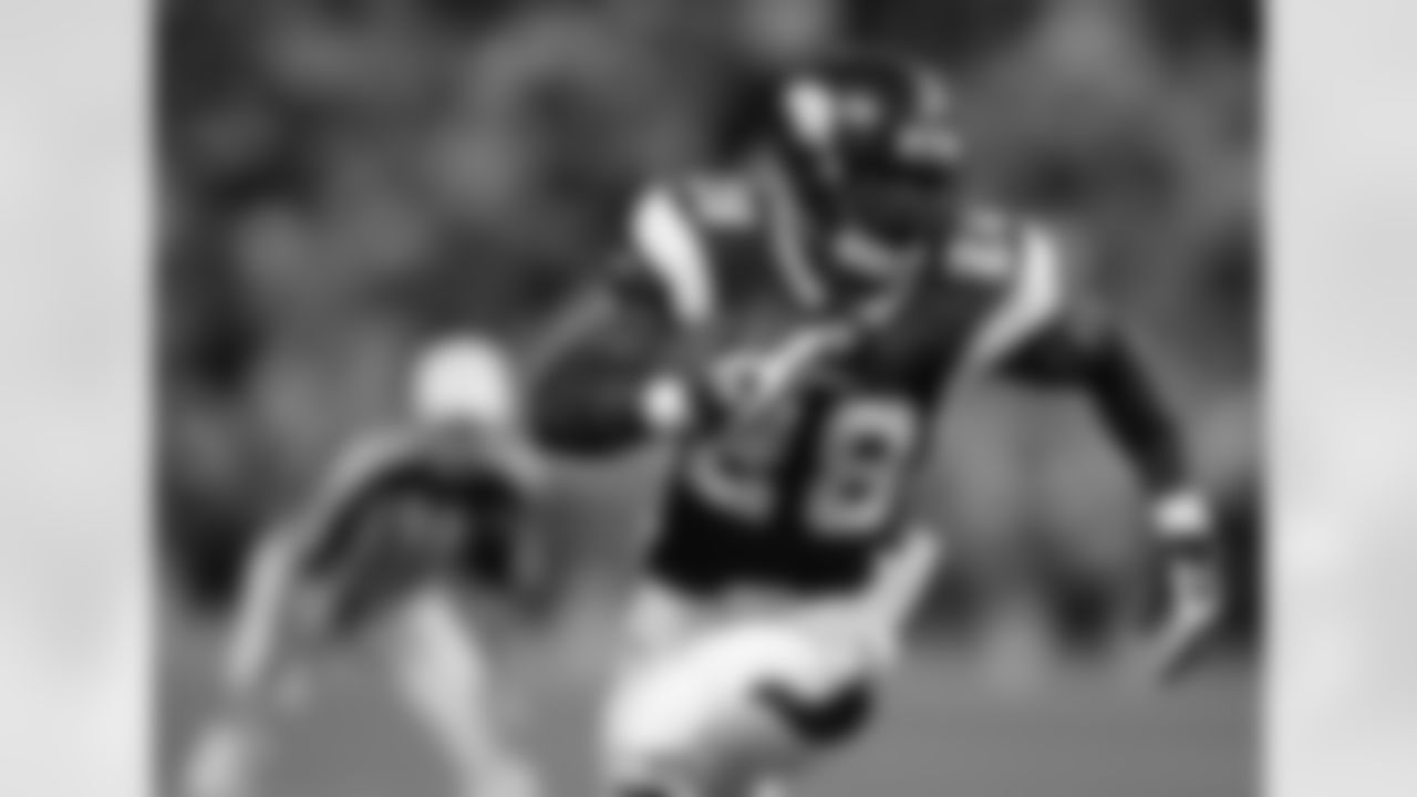 2007: No. 7 RB Adrian Peterson