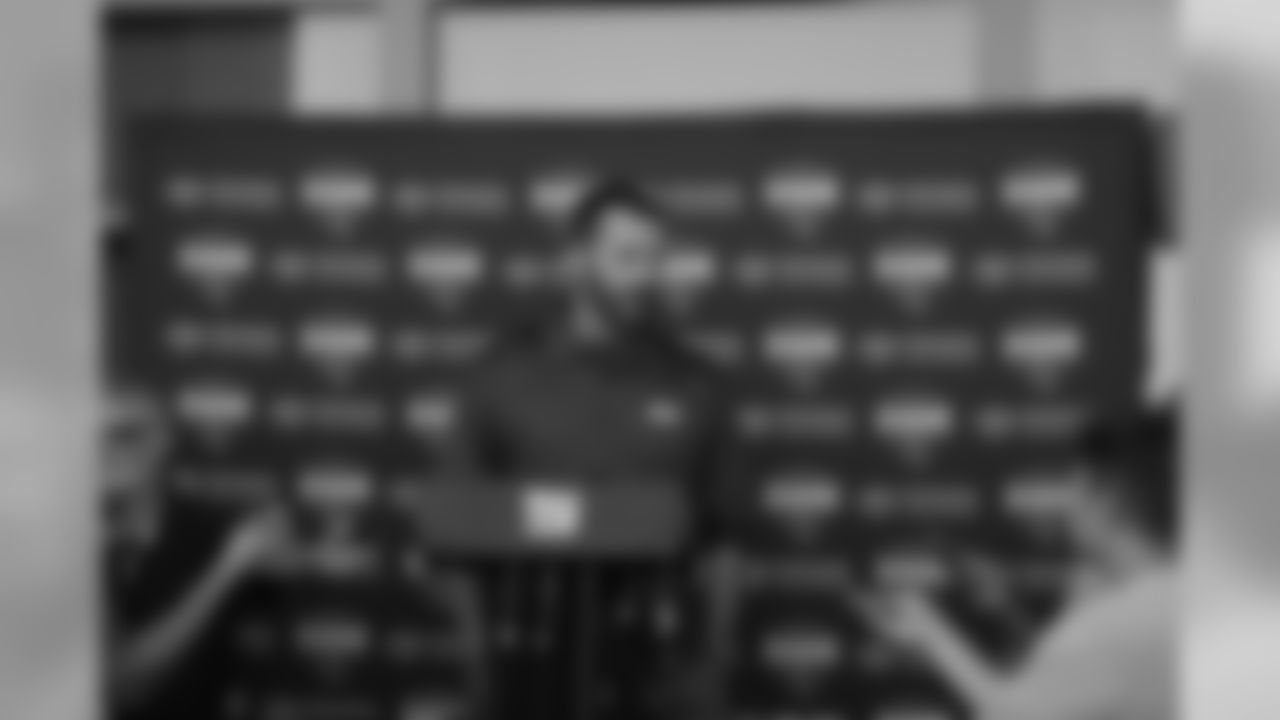 TE COACH KEVIN GILBRIDE