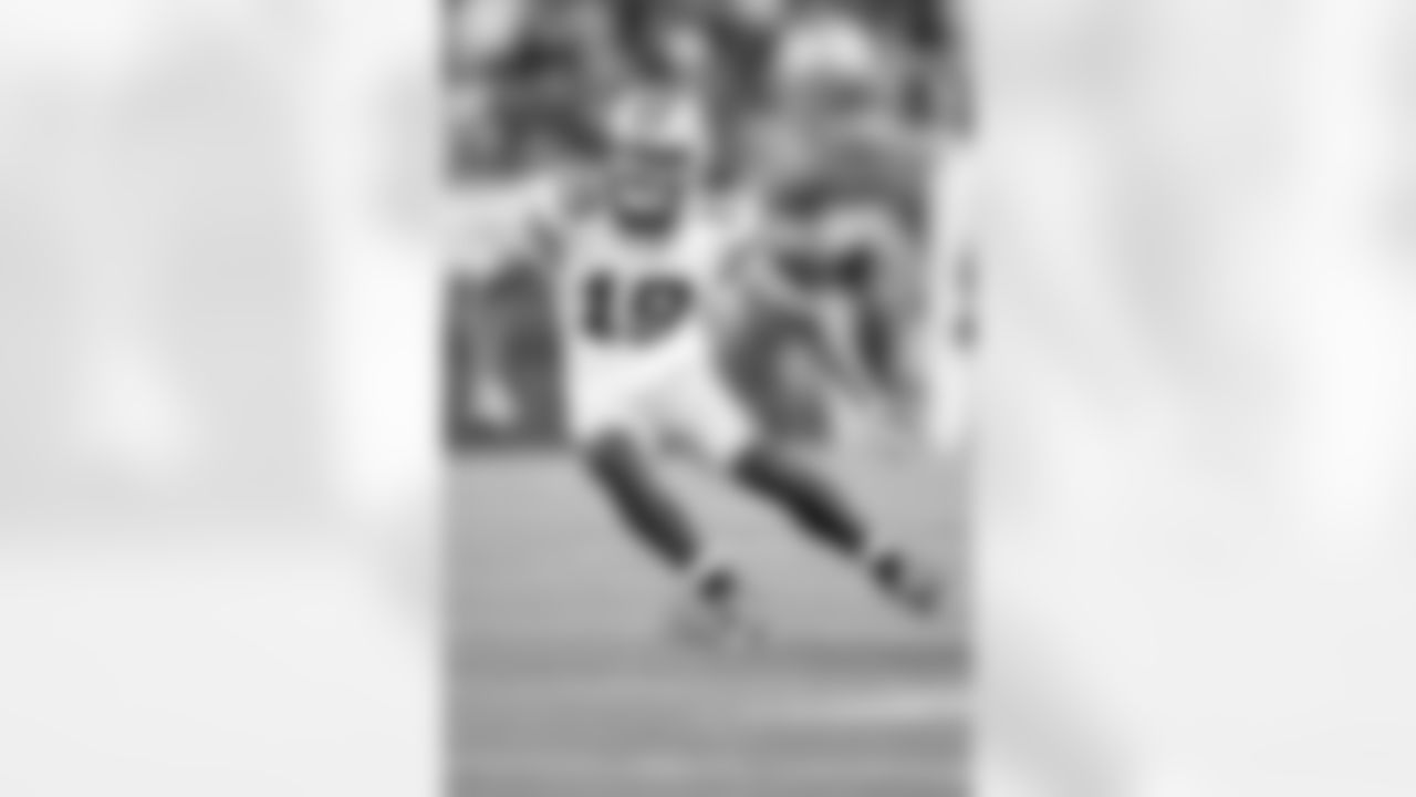 DT JOHNATHAN HANKINS, DT MARKUS KUHN