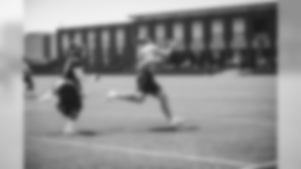 New York Giants participate in Mini Camp at Quest Diagnostics Training Center in East Rutherford, NJ