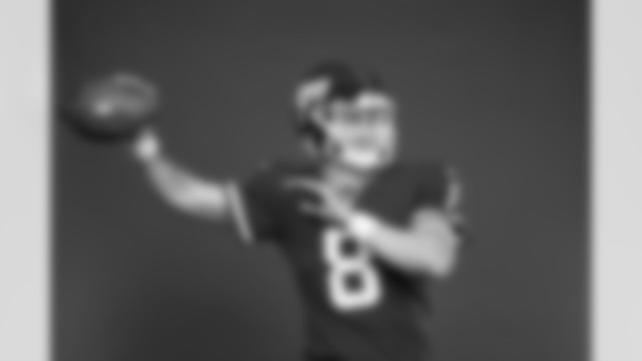 QB Daniel Jones (8)