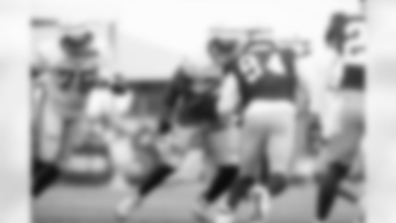 OL Joshua Ezeudu (75), T Andrew Thomas (78)