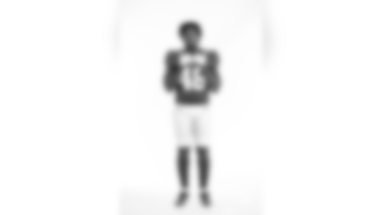 LB Tae Crowder (48)
