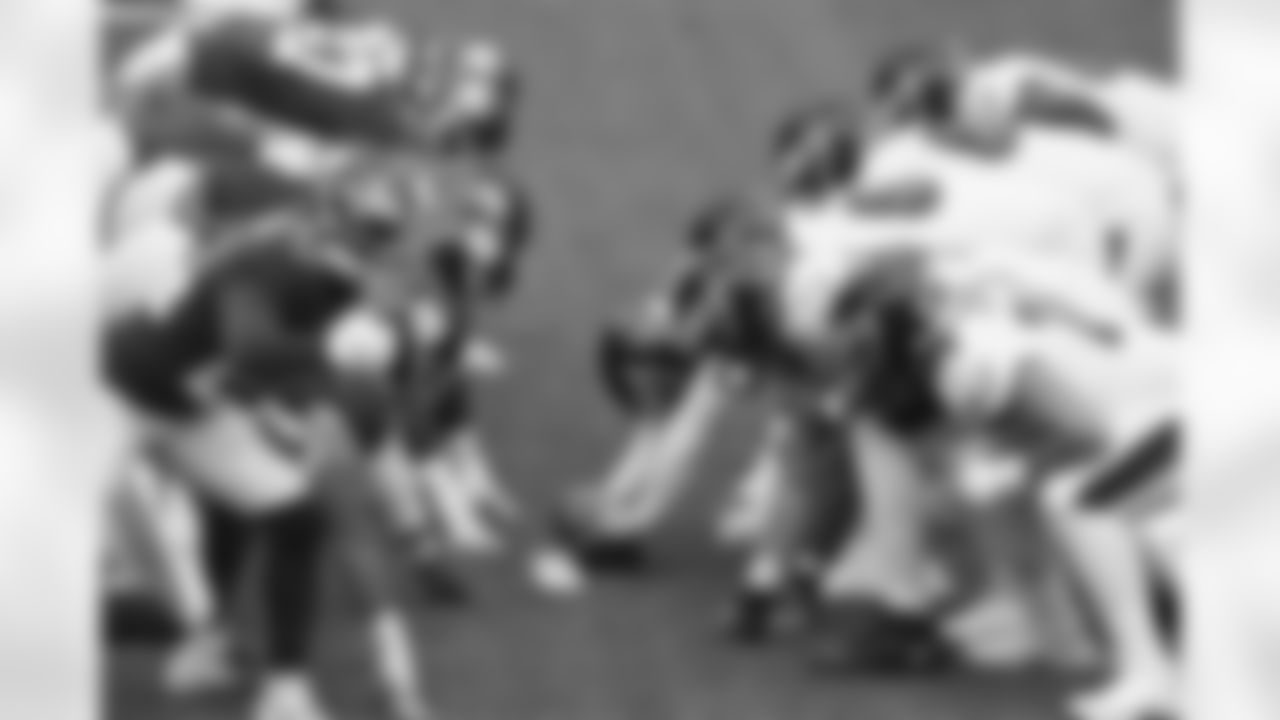 A look down the line of scrimmage as the New York Giants take on the Philadelphia Eagles during a week 10 regular season football game at MetLife Stadium on November 15th, 2020 in East Rutherford, New Jersey