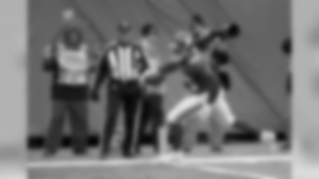 TE WILL TYEWith fellow tight end Larry Donnell inactive, Tye tied the game, 16-16, in the third quarter with a nine-yard touchdown, his first of the season.