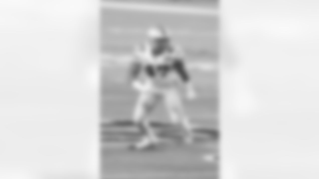 Ohio State Buckeyes linebacker Justin Hilliard (47) in coverage during an NCAA College Football Playoff national championship game against the Alabama Crimson Tide, Monday, Jan. 11, 2021 in Miami Gardens, Fla. Alabama won 52-24. (Perry Knotts via AP)