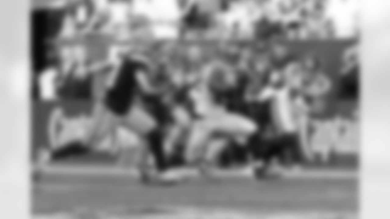 Saquon Barkley (26)