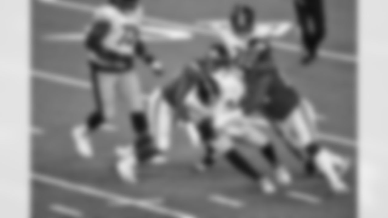 Pittsburgh Steelers quarterback Ben Roethlisberger (7) gets sacked by New York Giants defensive end Leonard Williams (99) and defensive tackle B.J. Hill (95) during an NFL football game, Monday, Sep. 14, 2020 in East Rutherford, N.J. (Alika Jenner/NFL)