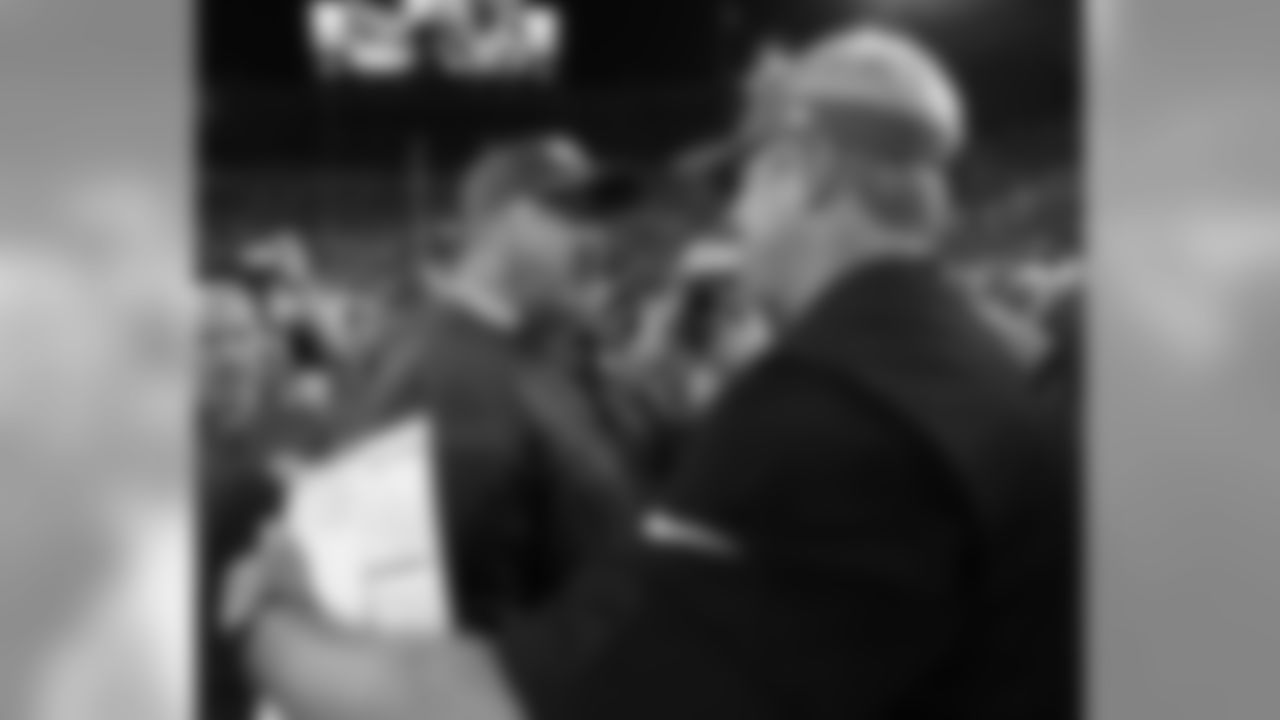 Green Bay Packers head coach Mike McCarthy shakes hands with Philadelphia Eagles head coach Doug Pederson after a preseason NFL football game Thursday, Aug. 10, 2017, in Green Bay, Wis. The Packers won 24-9. (AP Photo/Matt Ludtke)