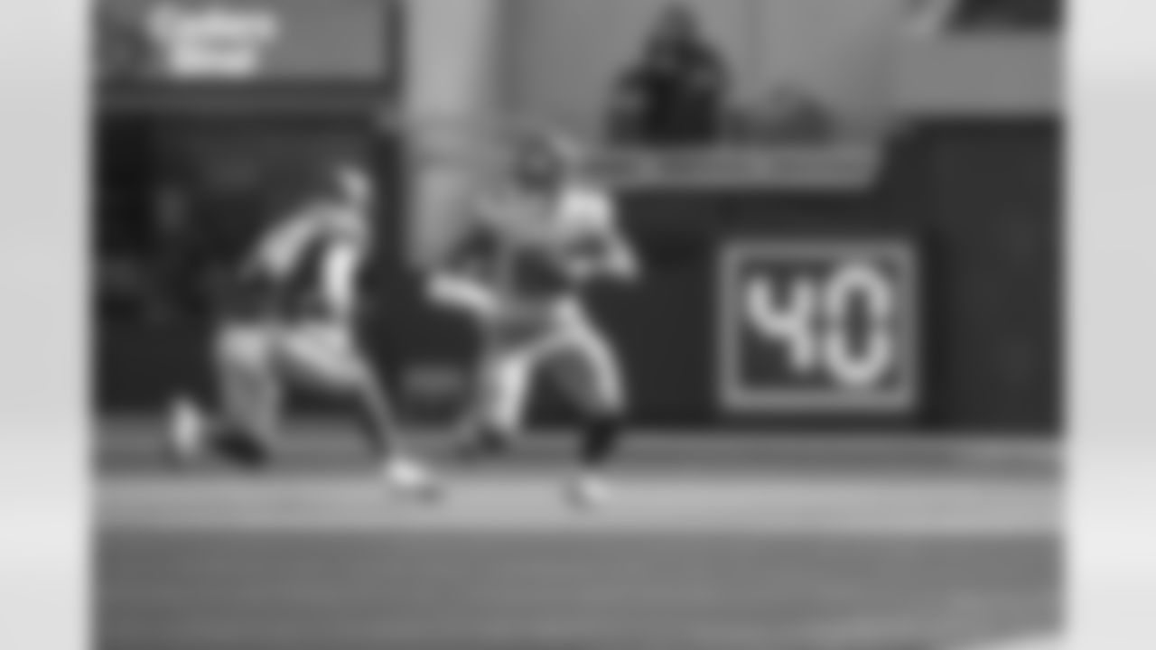 Evan Engram (88)
