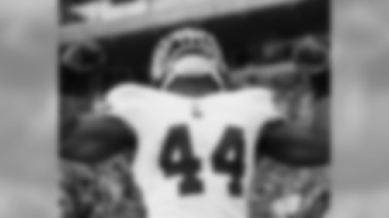 RB Ahmad Bradshaw celebrates after scoring one of his two touchdowns against Seattle.