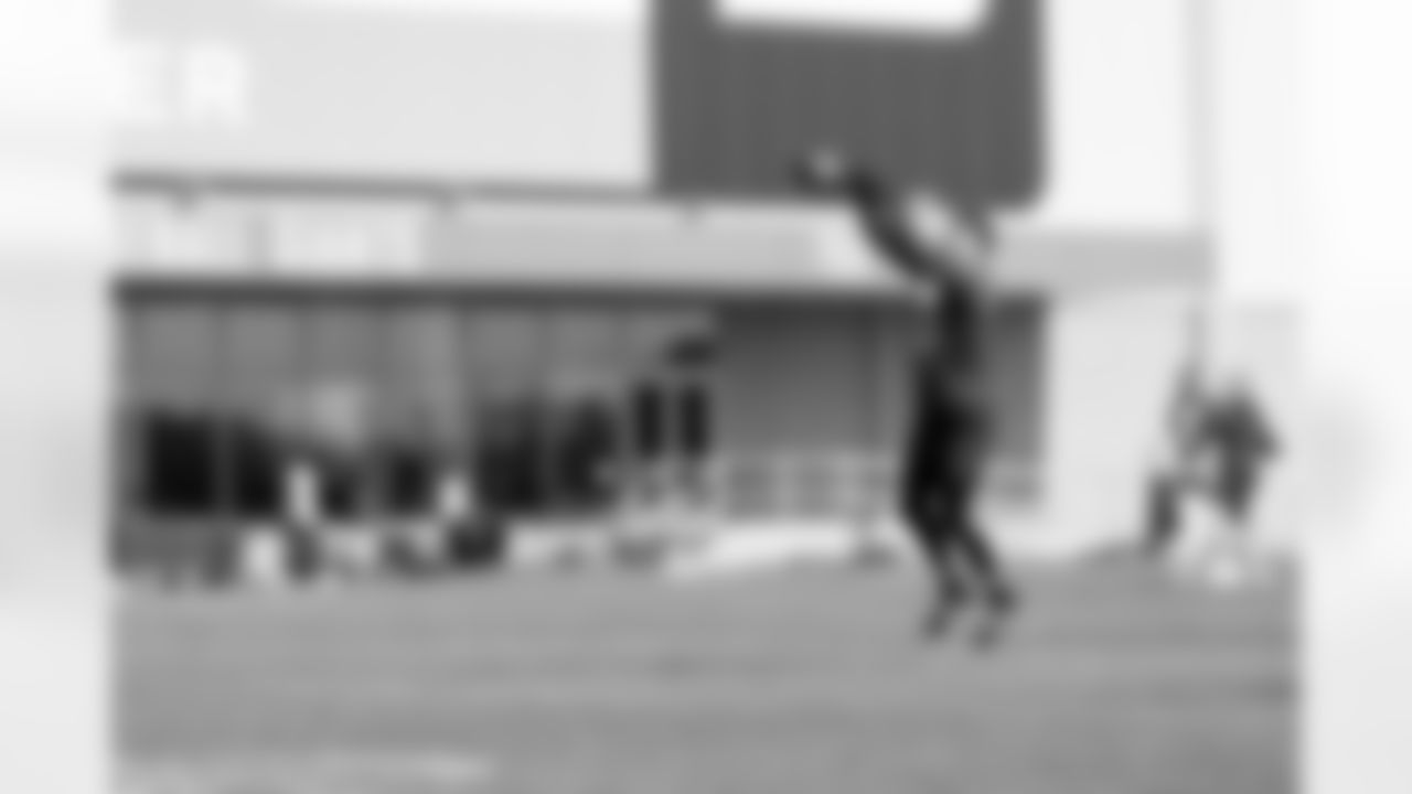 David Sills V (13)