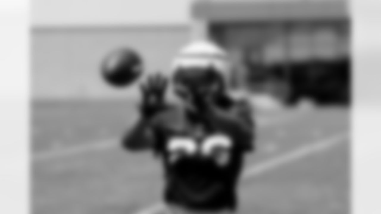 RB Saquon Barkley (26)