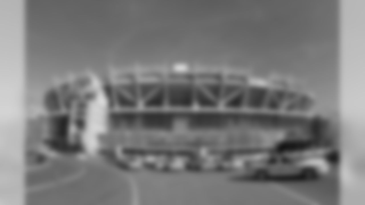 Week 12 FedExField (Landover, Maryland)Giants vs. Redskins