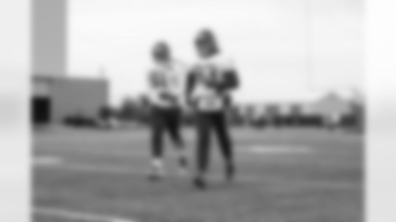 Jabaal Sheard (91), Trent Harris (93)