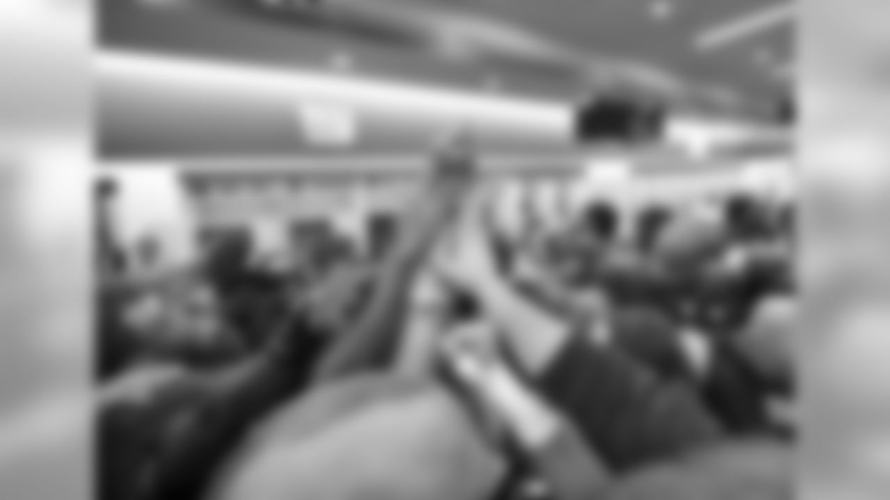 Coach Coughlin adresses the team immediately following the Giants win against Washington - Watch Giants Locker Room Celebration
