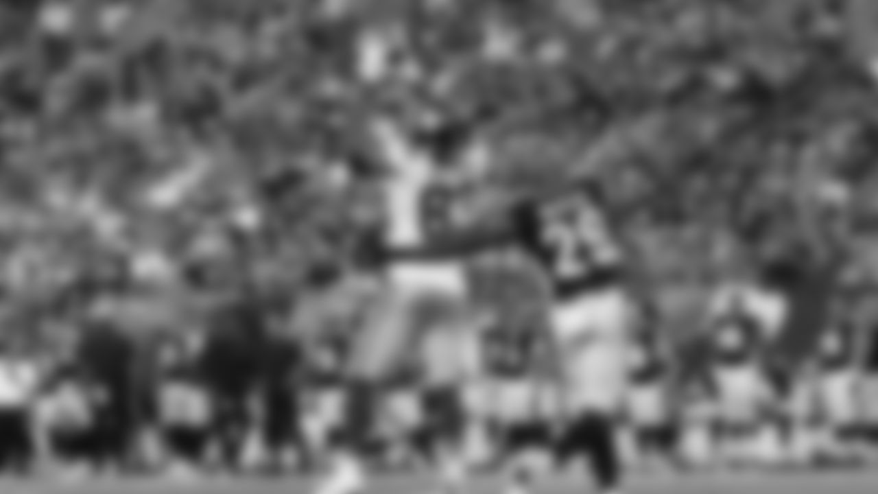 WR BRITTAN GOLDEN
In addition to catching two passes for 59 yards, Golden scored on a 68-yard punt return to extend the Giants' lead to eight points in the fourth quarter.