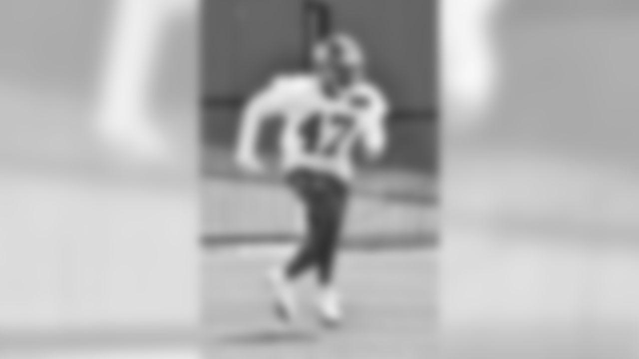 CB William Gay