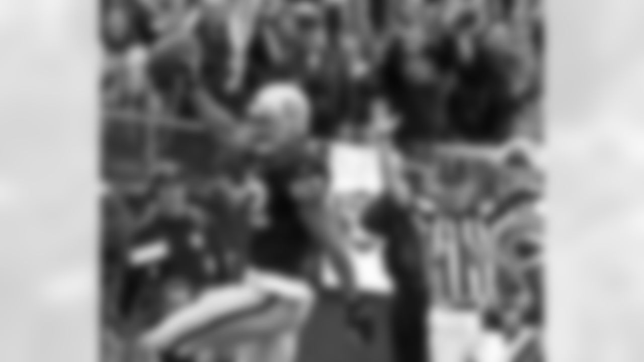 1996: TE Rickey DudleyCollege: Ohio StateDrafted By: Oakland