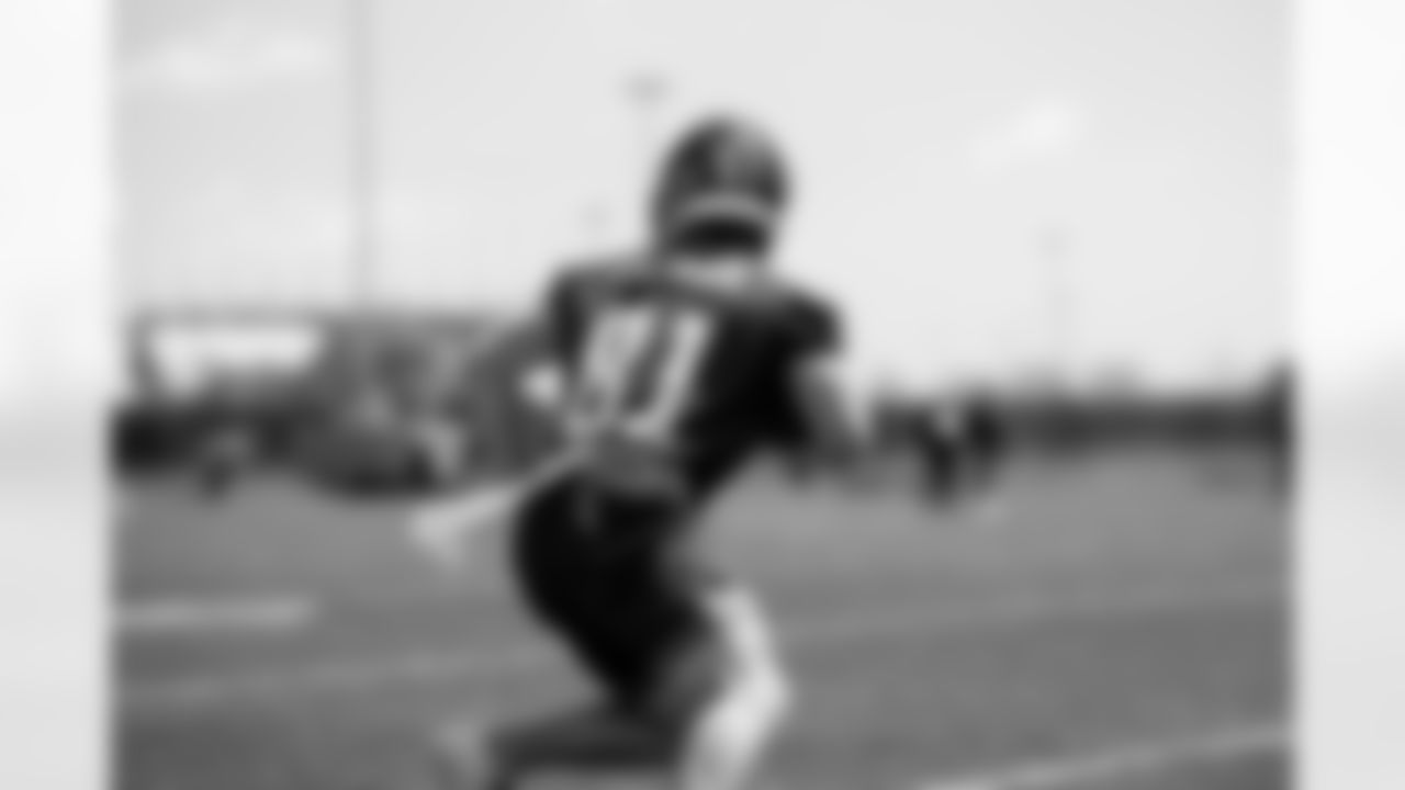 WR Alex Bachman (81)