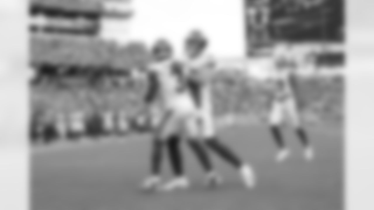 New York Giants wide receiver Sterling Shepard (3) celebrates a touchdown catch during a week 1 football game against the Tennessee Titans on Sunday September 11, 2022 in Nashville, Tennesse (Evan Pinkus/NY Giants)