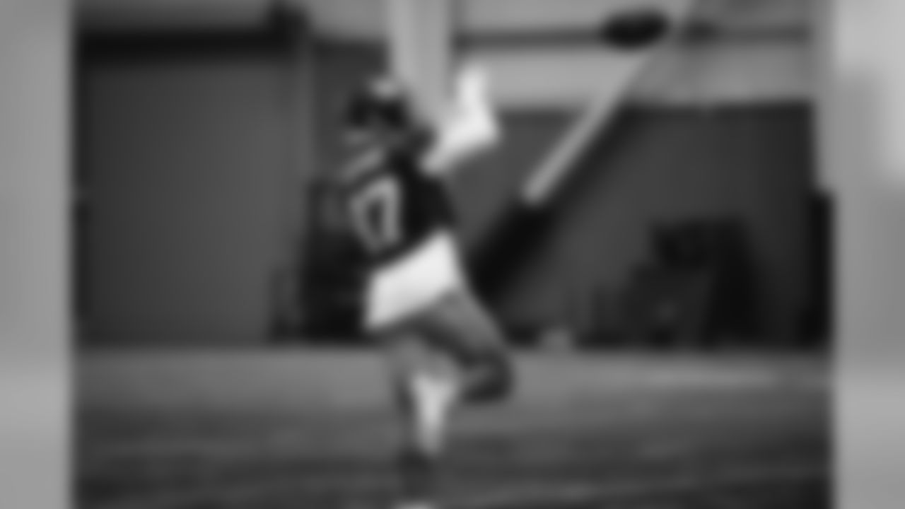 E_18_1213_GiantsPractice027