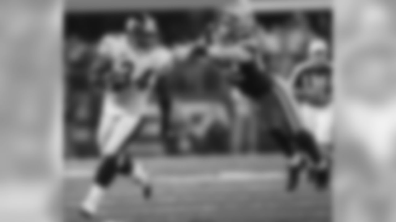2008 (Pittsburgh Steelers): RB Rashard Mendenhall, Illinois