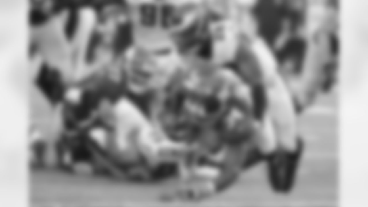 RUNNING BACKS: B-
