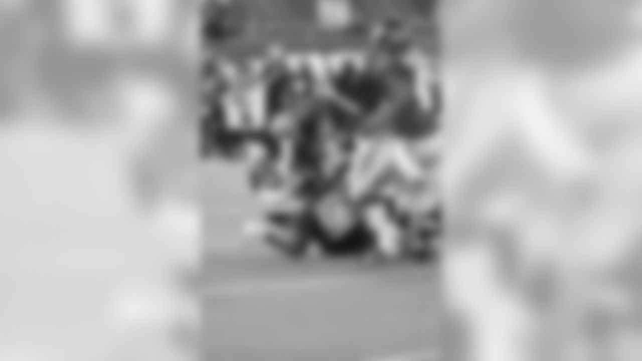 DT JAY BROMLEY, CB DOMINIQUE RODGERS-CROMARTIE, LB DEVON KENNARD
