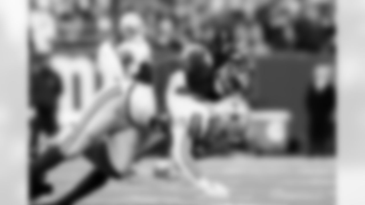 jaylon smith (45)