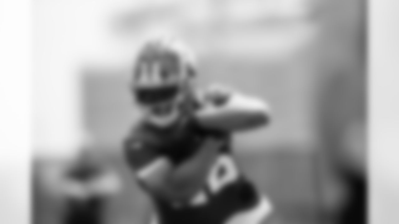 RB Saquon Barkley (26)