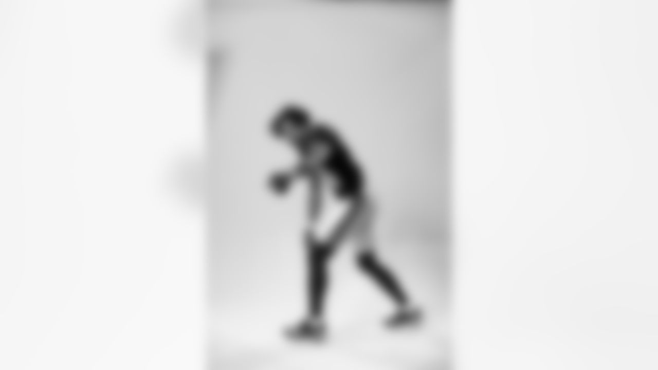 New York Giants wide receiver Jalin Hyatt (84) poses for a portrait during the NFLPA Rookie Premiere on Saturday, May 20, 2023, in Los Angeles. (Mikey Owens/NFL)