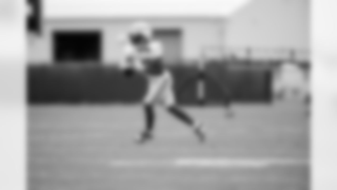 RB Eric Gray (20)