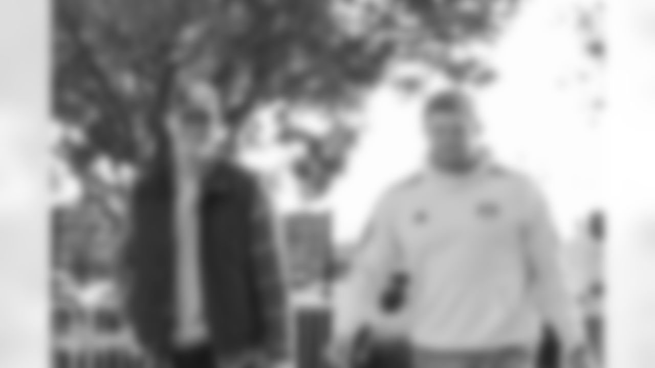 P Riley Dixon, LS Casey Kreiter