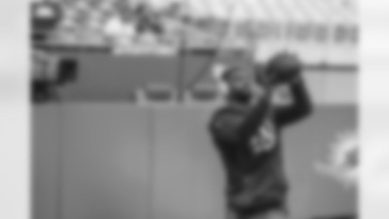 WR Darius Slayton