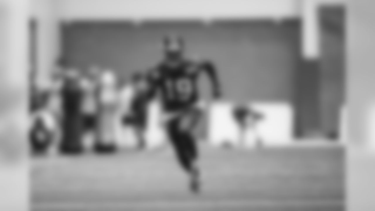 WR Corey Coleman