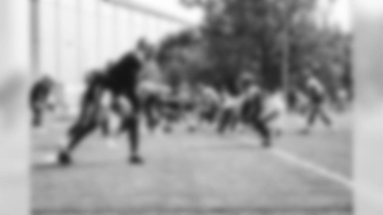 E_18_0815_GiantsLionsPratctice2046