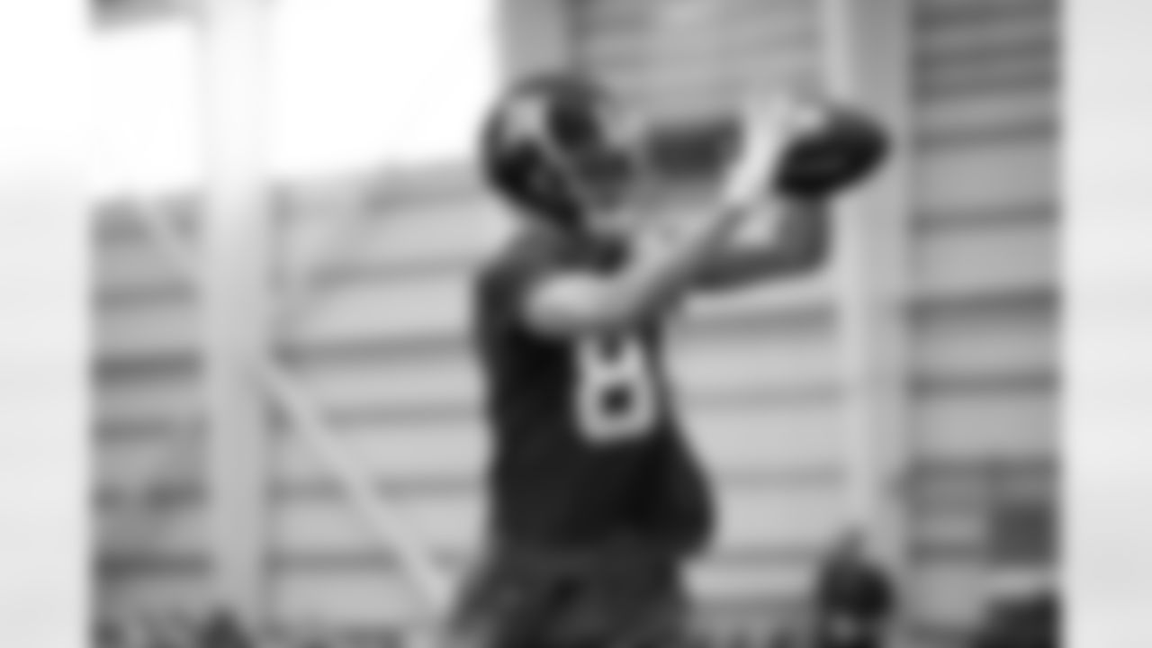 David Sills (84)