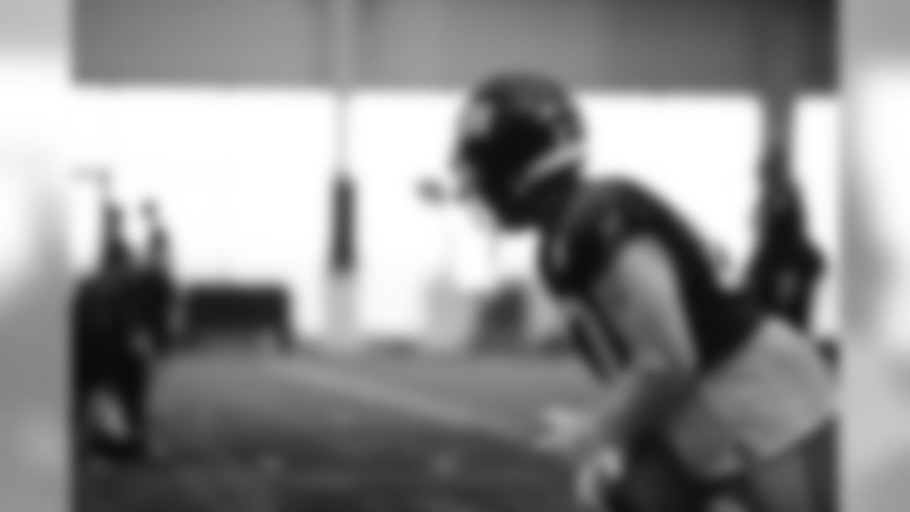 E_18_1213_GiantsPractice026