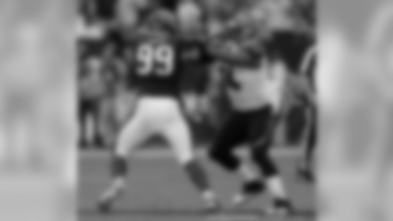 OL Marshall Newhouse