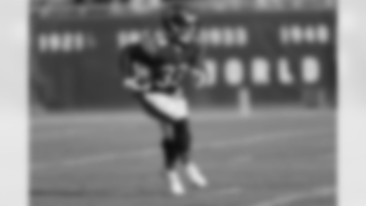 RB Taquan Mizzell