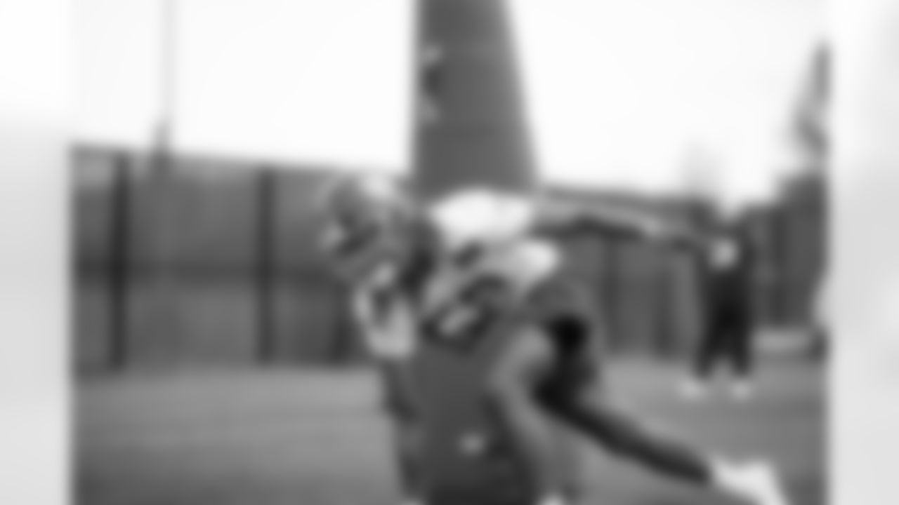OLB Jaylin Bannerman (52)