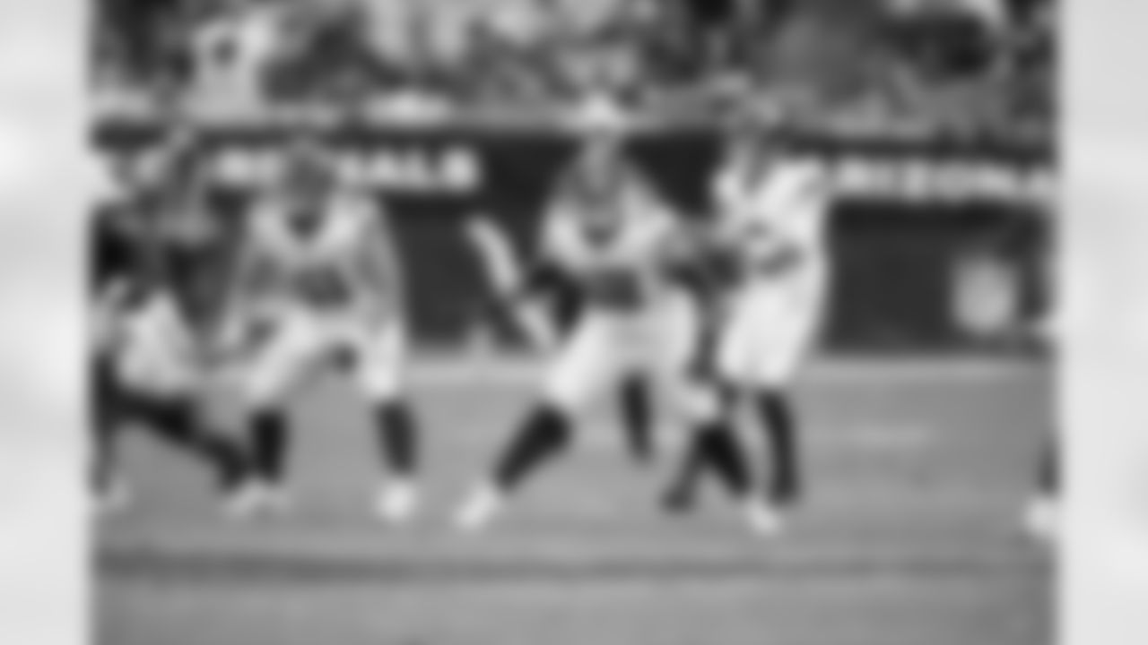 C John Michael Schmitz Jr. (61), G Ben Bredeson (68), QB Daniel Jones (8)