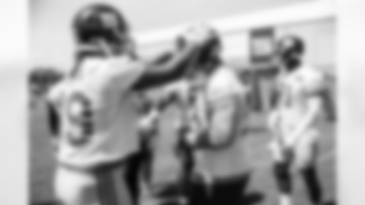 DL Leonard Williams (99), DL D.J. Davidson (98)