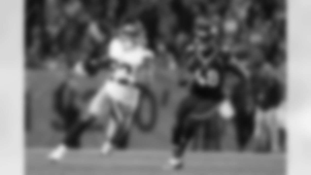 New York Giants vs. Denver Broncos:
Overall Record: 7-6
2021 Matchup: MetLife Stadium